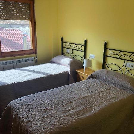 Bar Hostal Torralba De Los Sisones エクステリア 写真